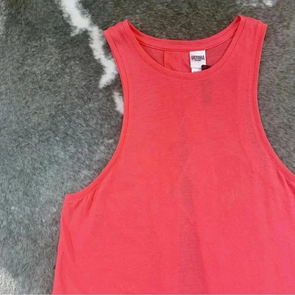 NWT Victoria Sport Tank Top - Picture 2 of 12